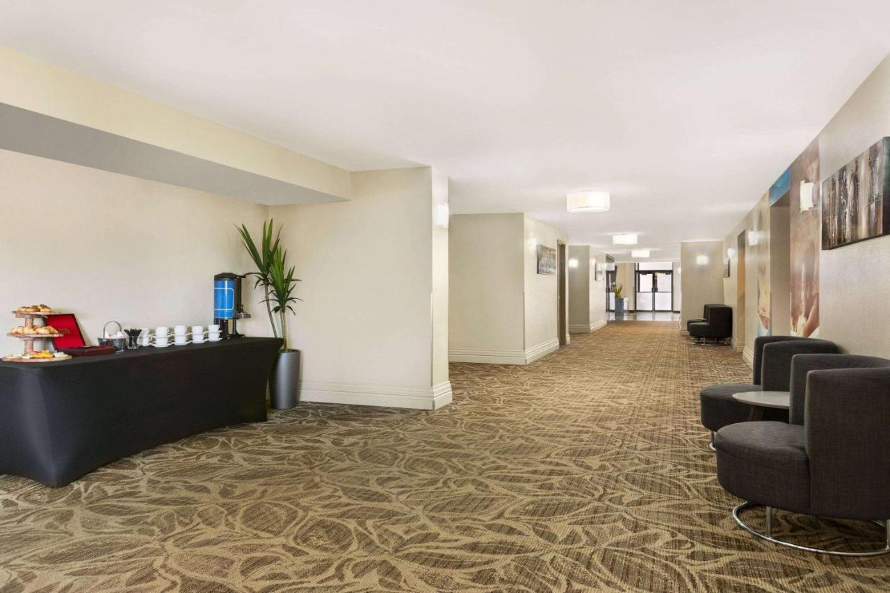 Travelodge By Wyndham Quebec City Hotel & Convention Centre Luaran gambar