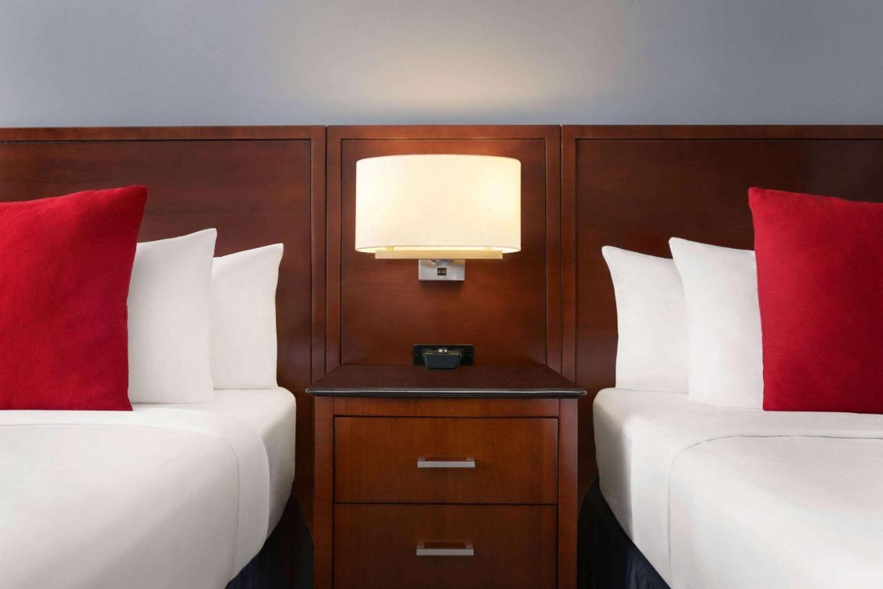Travelodge By Wyndham Quebec City Hotel & Convention Centre Luaran gambar