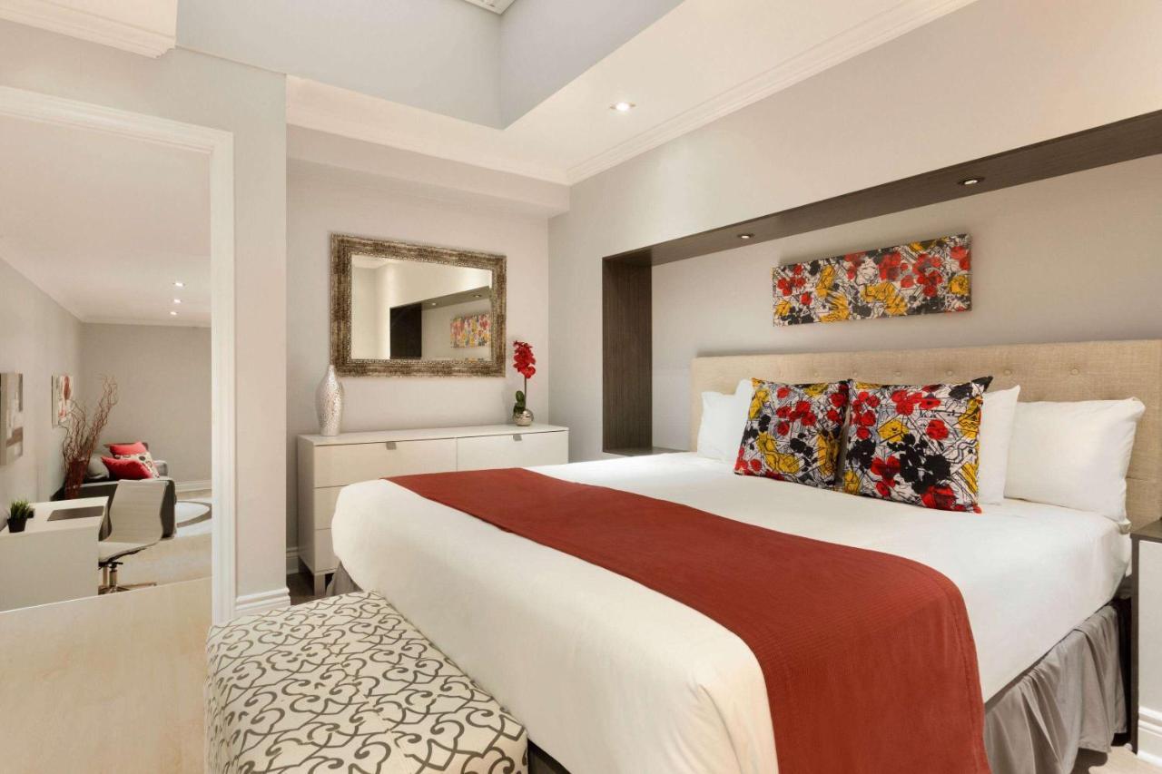 Travelodge By Wyndham Quebec City Hotel & Convention Centre Luaran gambar