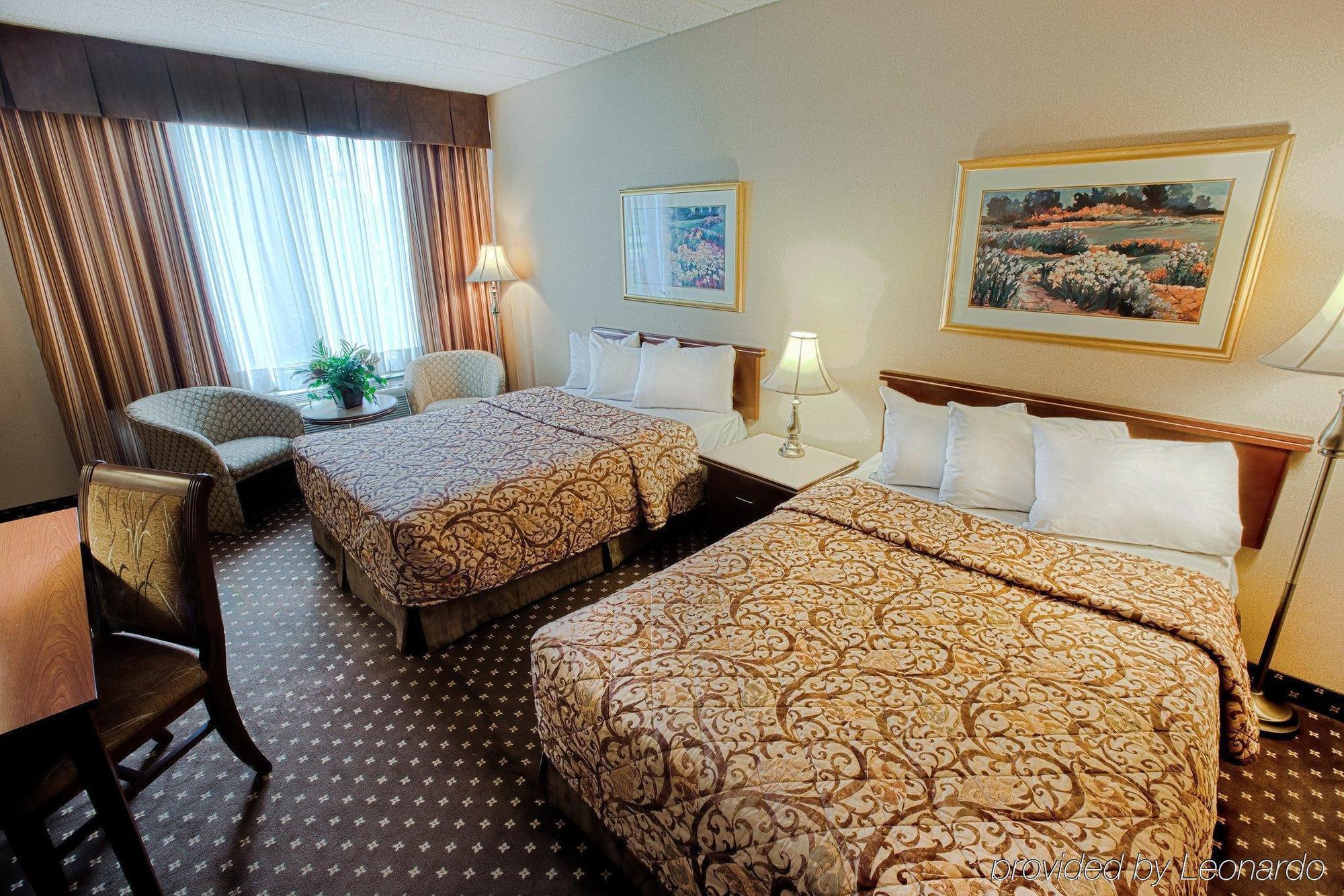 Travelodge By Wyndham Quebec City Hotel & Convention Centre Bilik gambar
