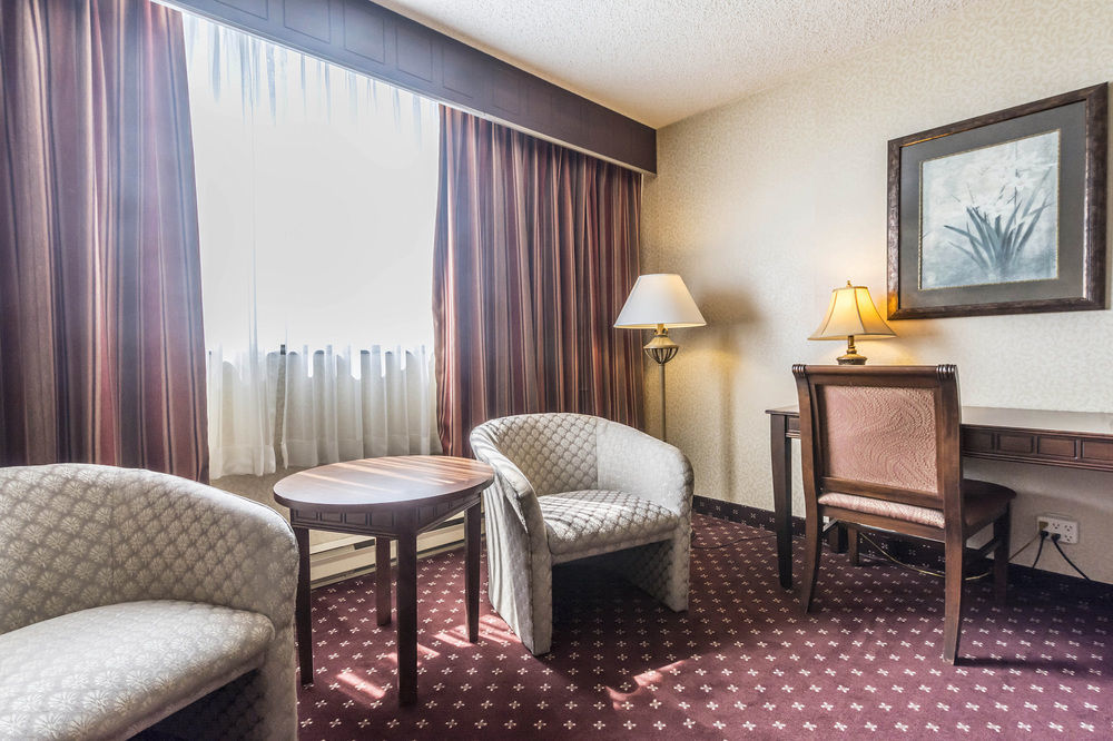 Travelodge By Wyndham Quebec City Hotel & Convention Centre Luaran gambar