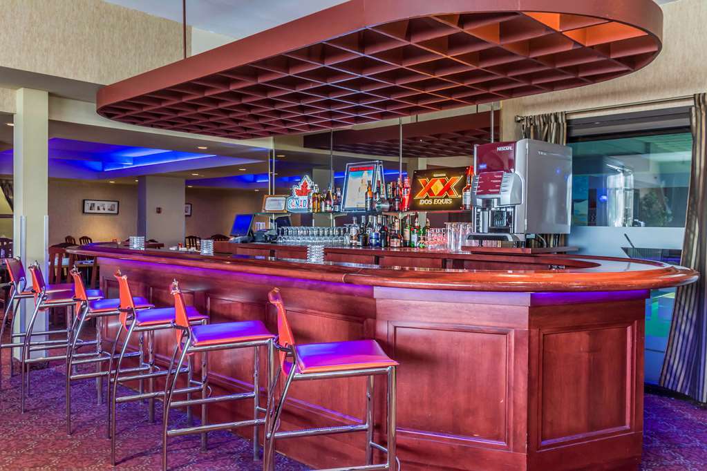 Travelodge By Wyndham Quebec City Hotel & Convention Centre Restoran gambar